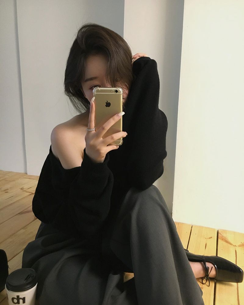 V-Neck Knit & Tank Top Set