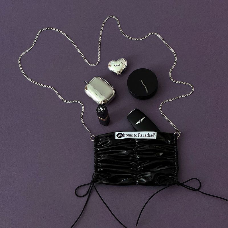 welcometoccc（ウェルカムシーシーシー）の「mimi bag (BLACK) + silver chain（Bags）」
