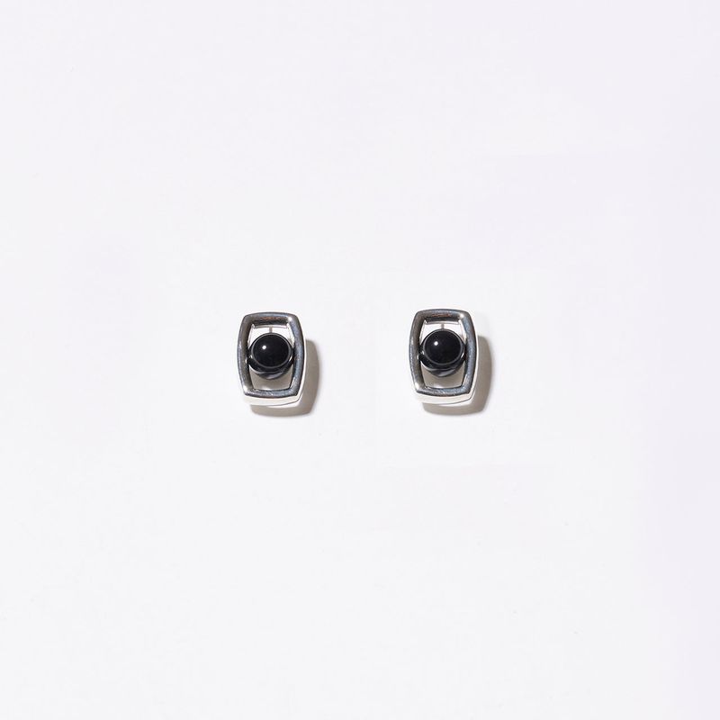 Rectangle UFO Onyx Earrings (Silver)