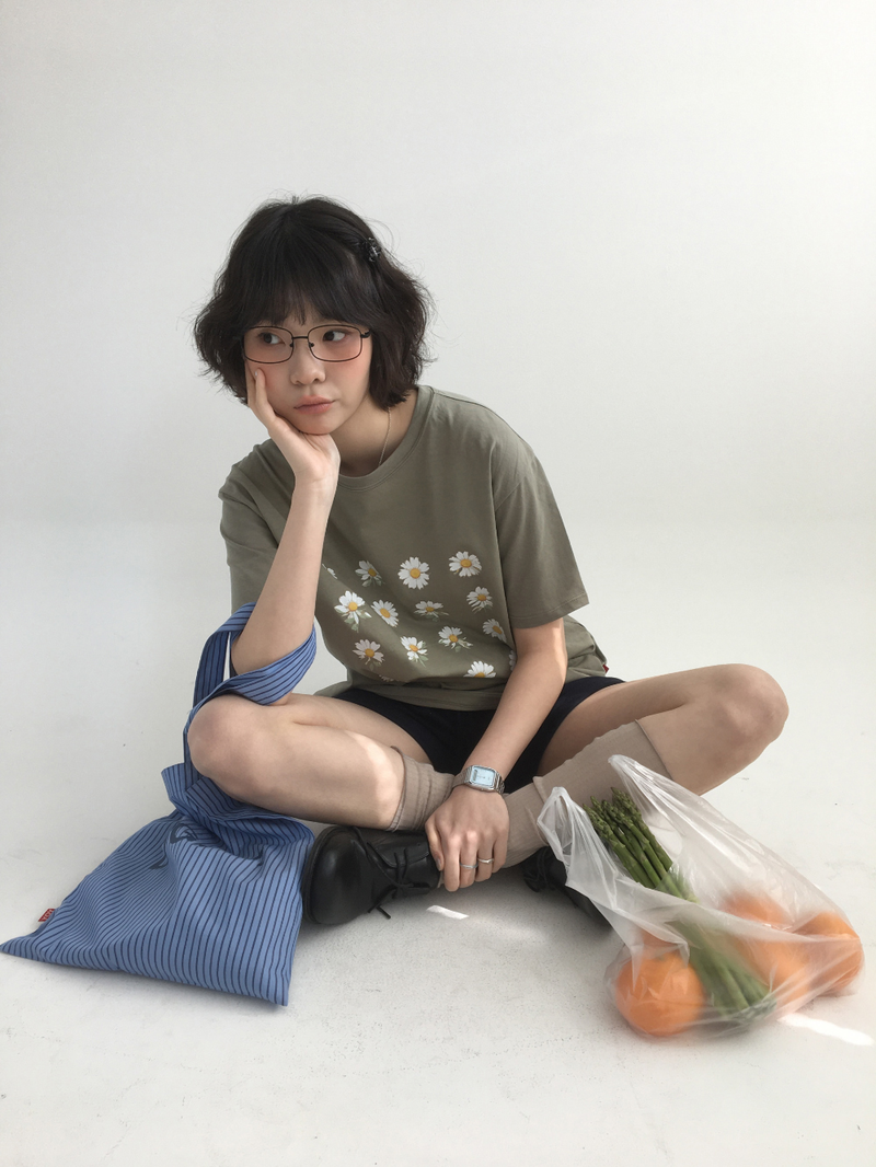 YWD FLOWER T-SHIRTS (3color)