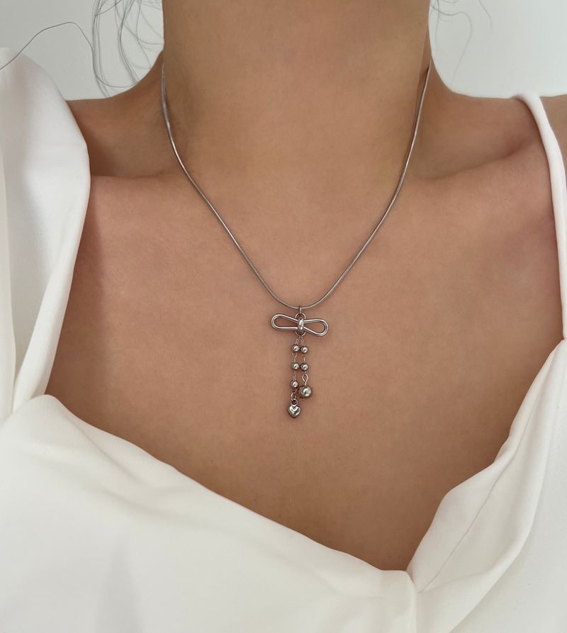 au Hip Ballet Core Stainless Steel Titanium Ribbon Ball Chain Snake Strap Heart Chain Necklace