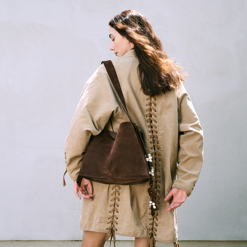 Curve Bucket Bag