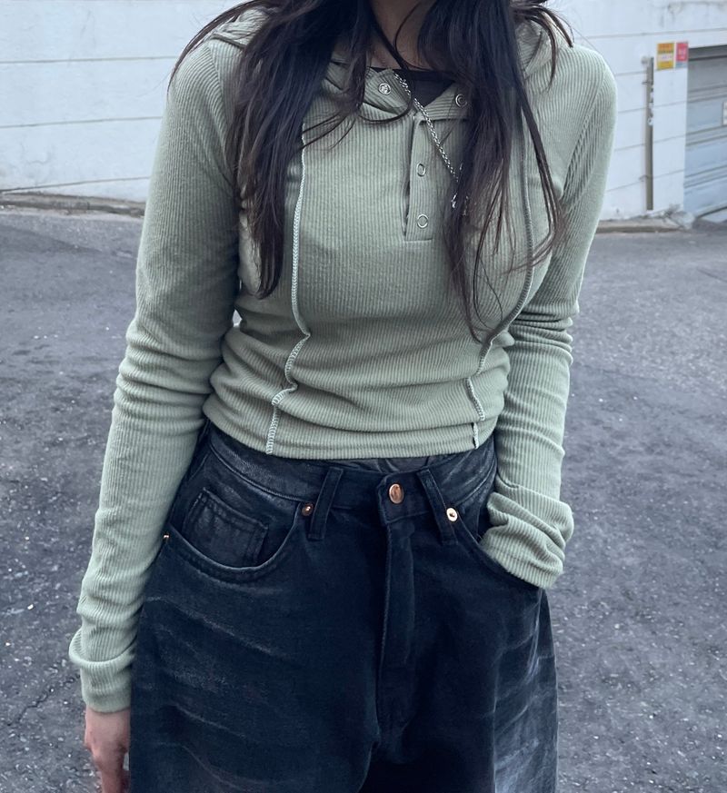 Button Slit Slim Hoodie