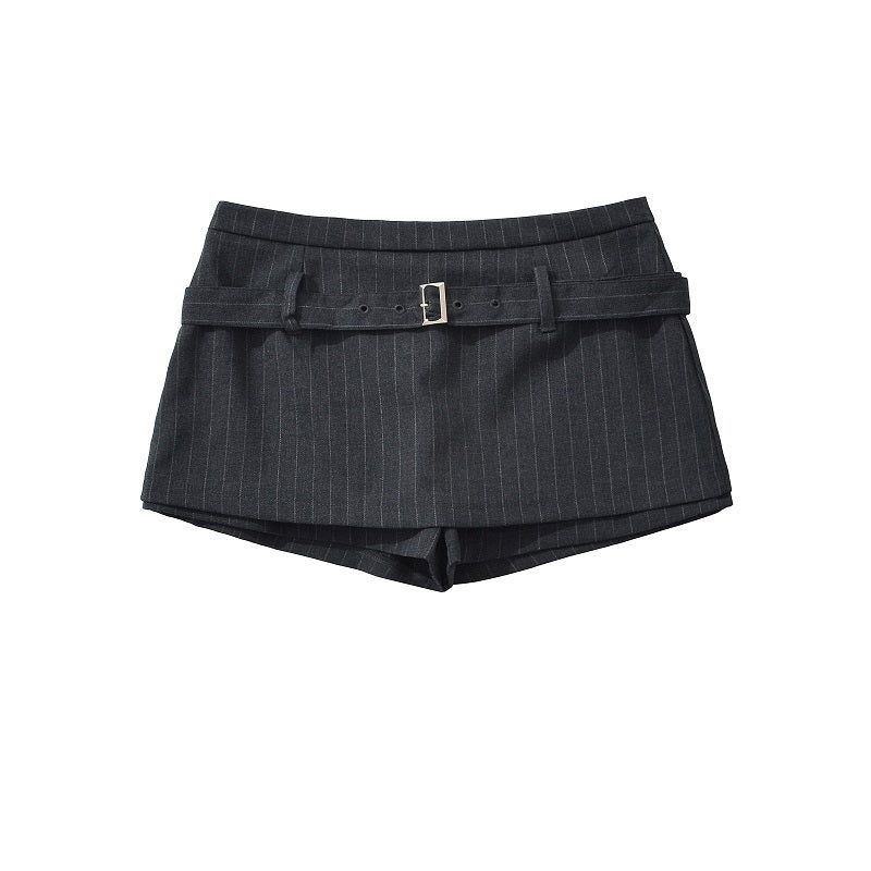 Cozy&Kitsch（コージーアンドキッチ）の「Belted Pinstripe Skort 233024993（Skirts）」