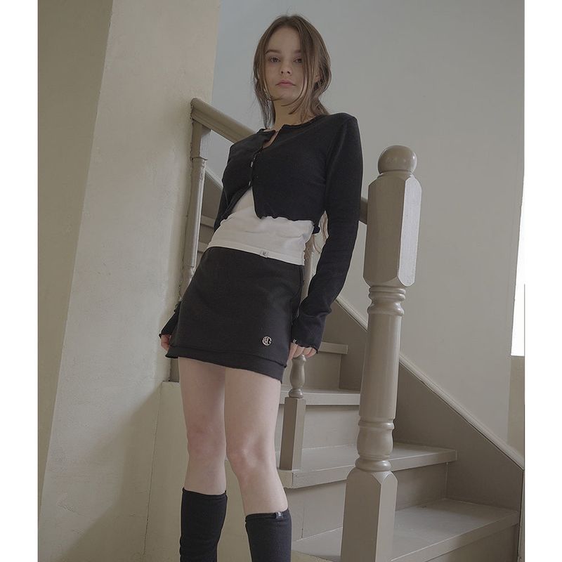 Bellialeu（ベルリアル）の「OVERLOCK MINI SKIRT-BLACK（Skirts）」