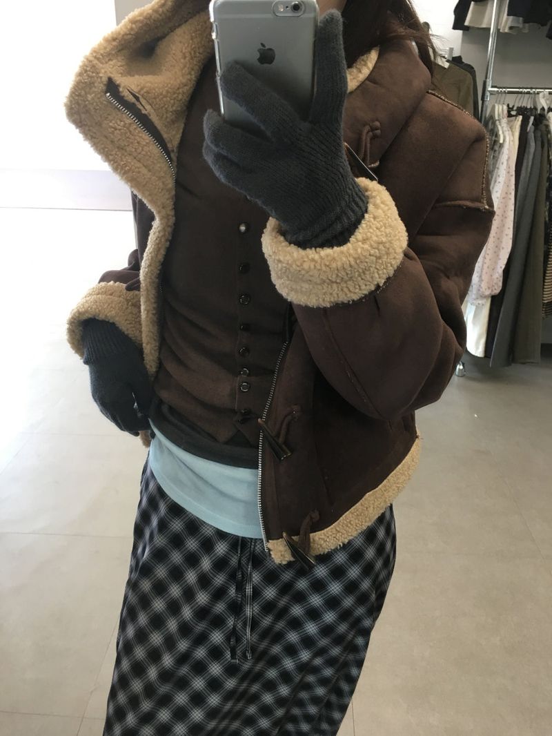 Femme Duffle Hooded Faux Shearling Jacket (2color)