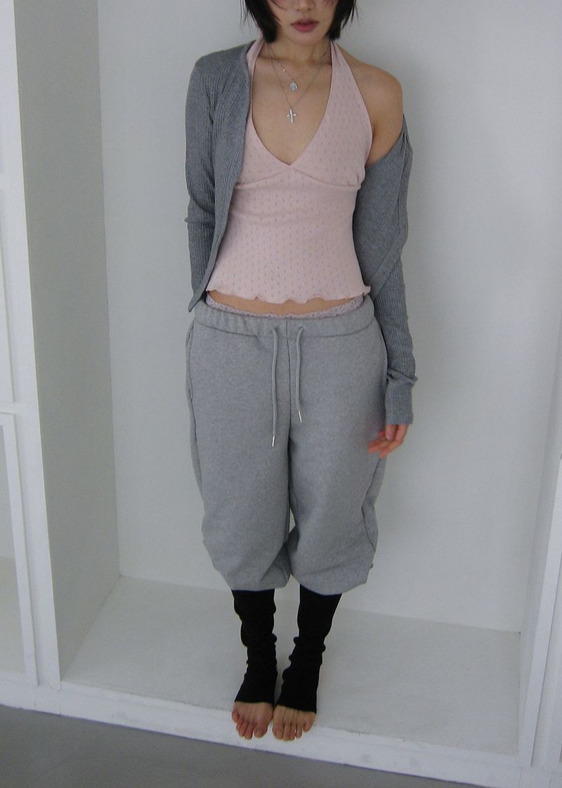 KNEE WARMER SWEAT PANTS