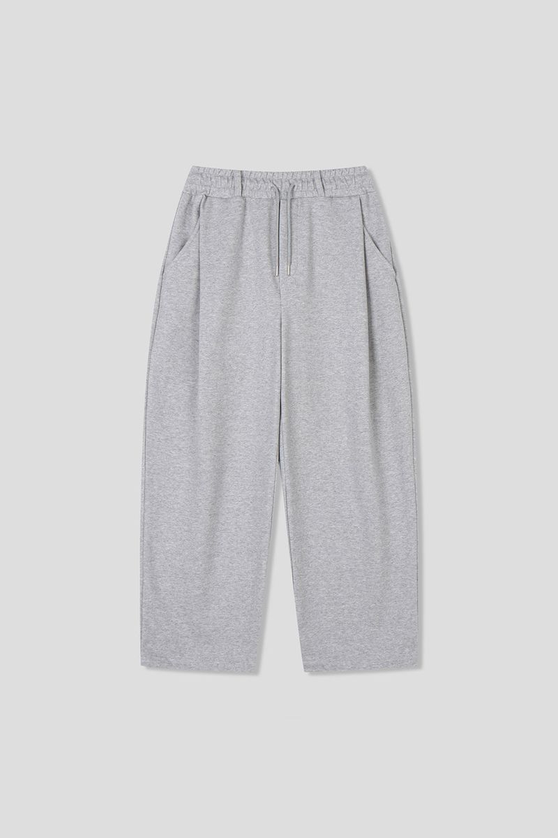 Cinch back strap sweatpants