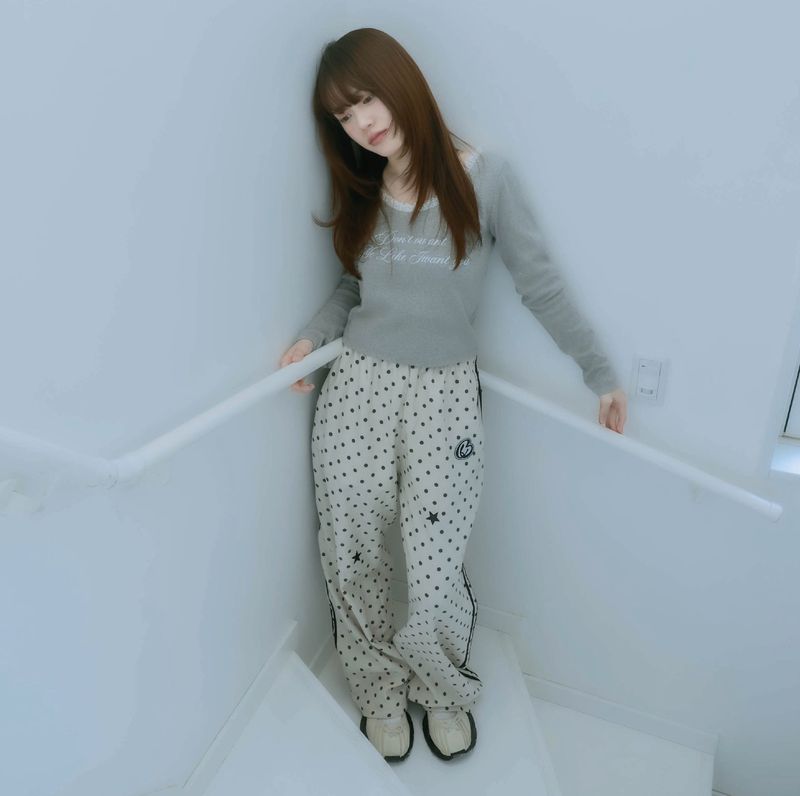lace letter tee (gray)