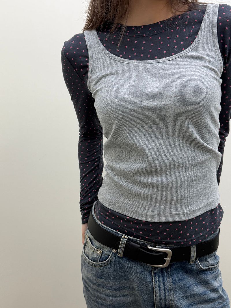 MUZESEOUL（ミューズソウル）の「Flower layered t-shirts(6color)（Tops）」