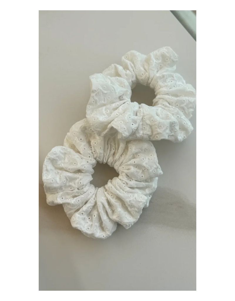 star pounching scrunchie