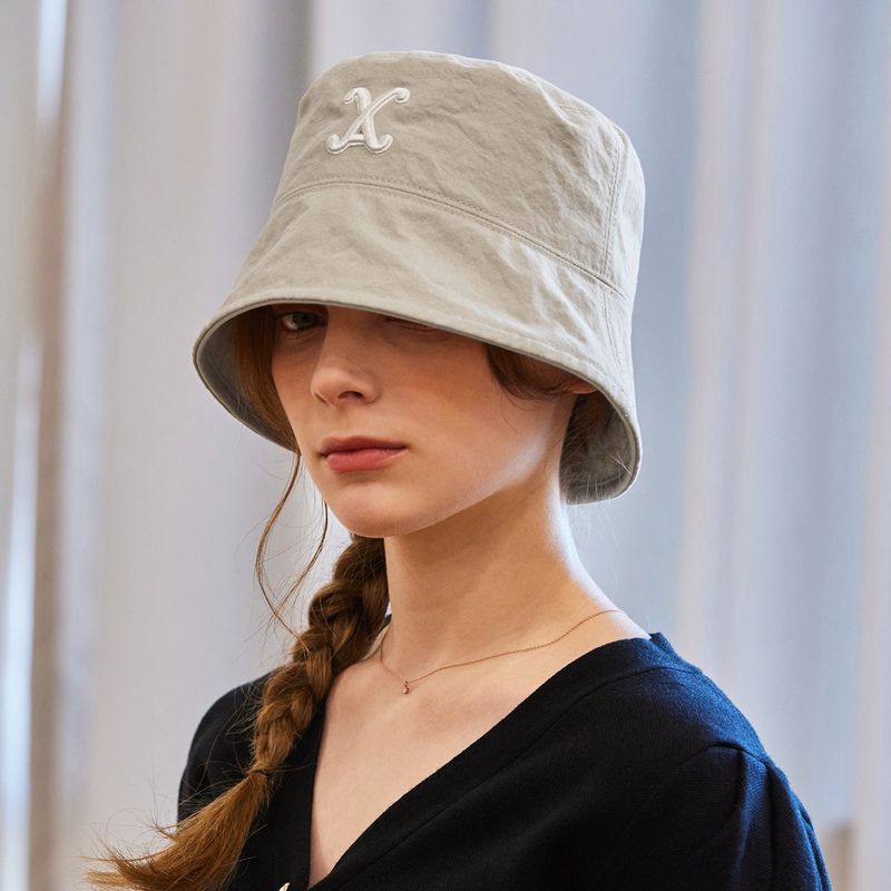 VA Curved 3D Logo Drop Bucket Hat / Beige