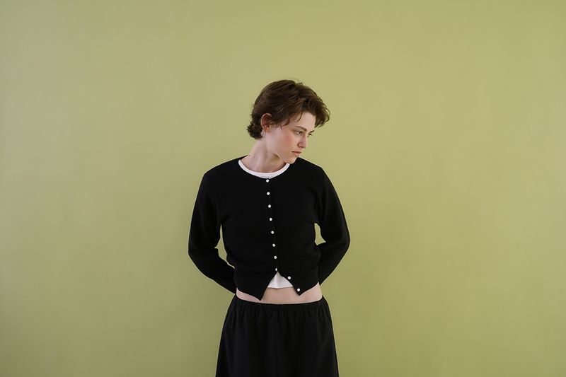 Essencial cardigan_black