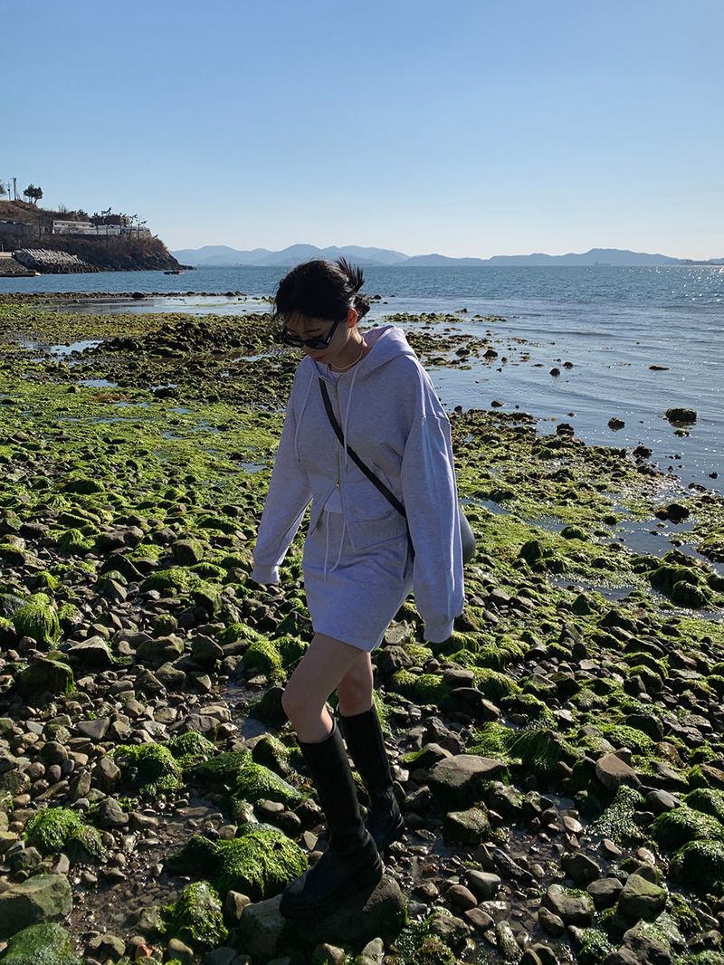 [MADE] Stern hip crop two-way hood zip-up -basic