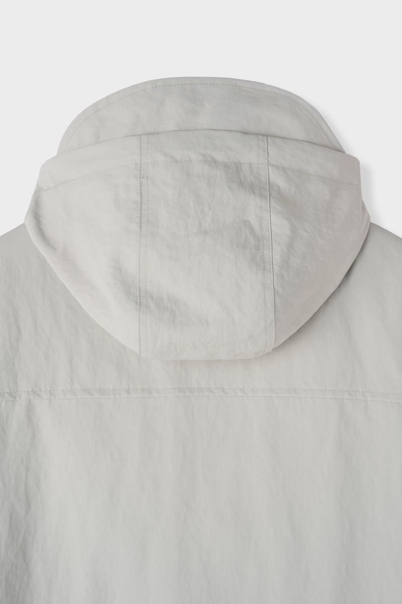 Bolt cap hood windbreaker