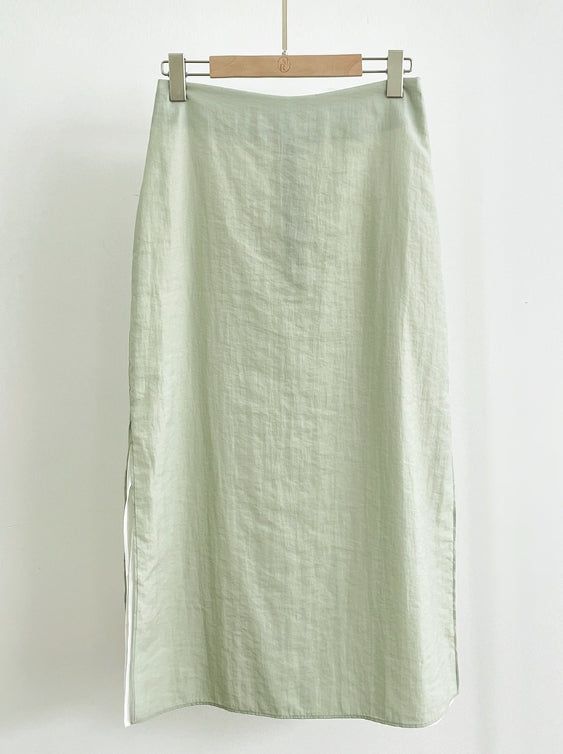 Color Matching Layered Slit Long Skirt
