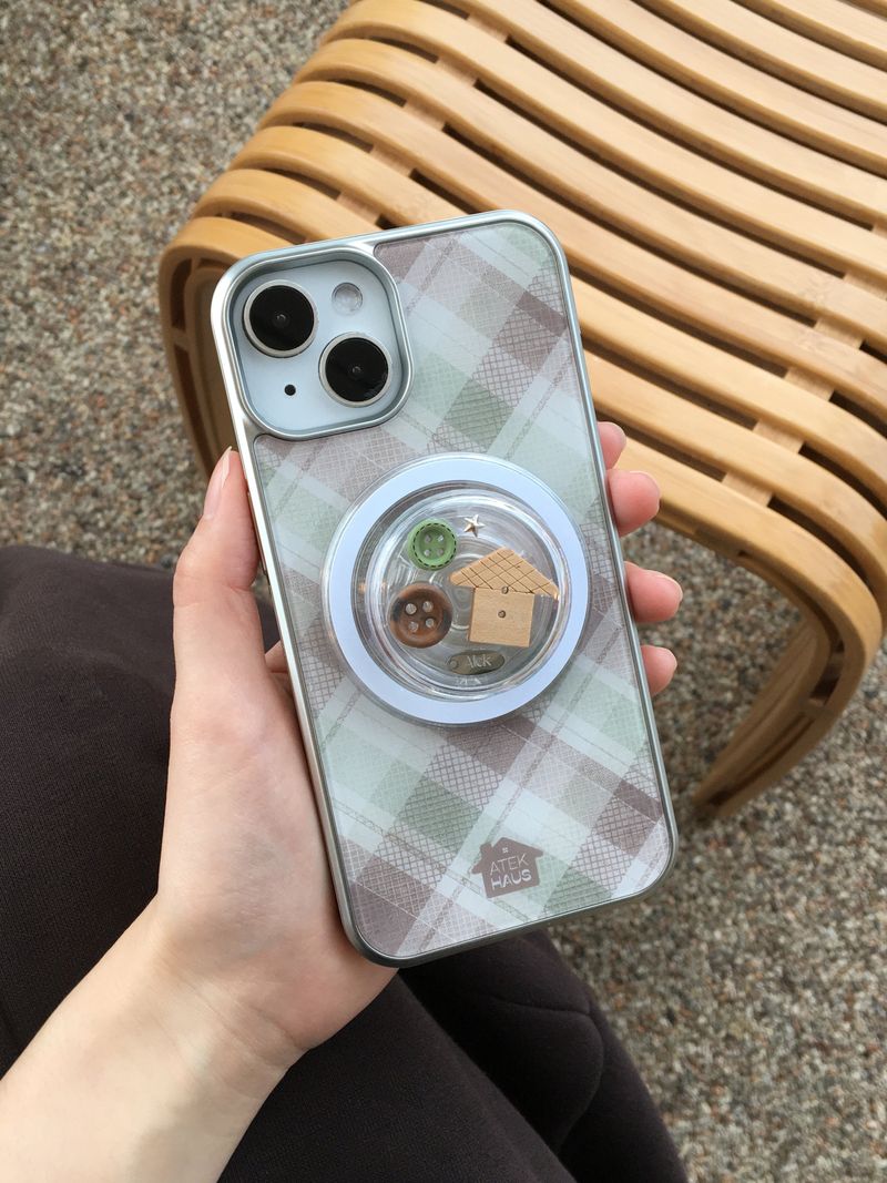 Fog Check Magsafe Silver Glass Bumper Case(Brown)
