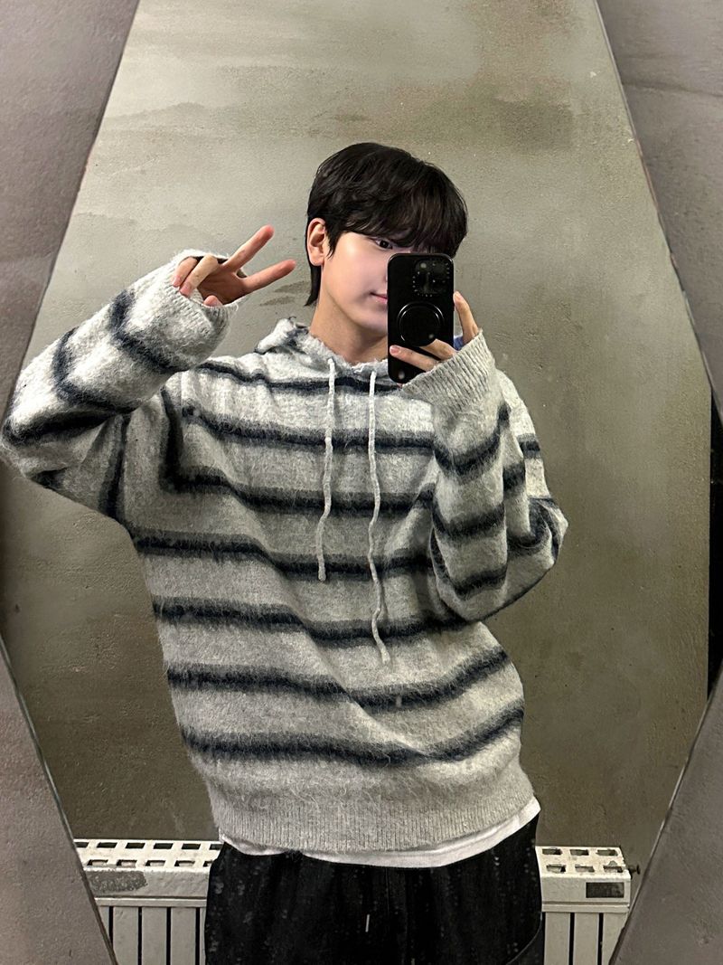 WHAT A LOOK（ワット ア ルック）の「 Sentry Dangara Brush Hood Knit（Tops）」