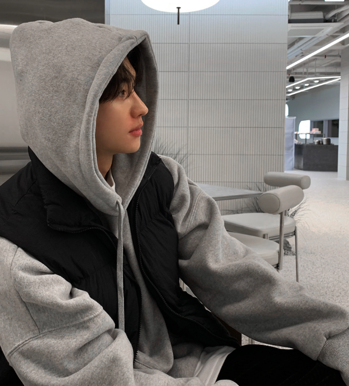 LOOKPLE（ルックプル）の「 Leo Yang Kimo Overhoodie（Tops）」