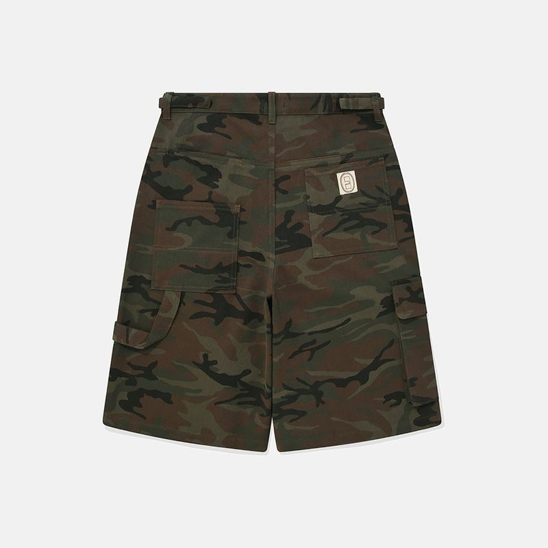 Cargo bermuda shorts / Camo