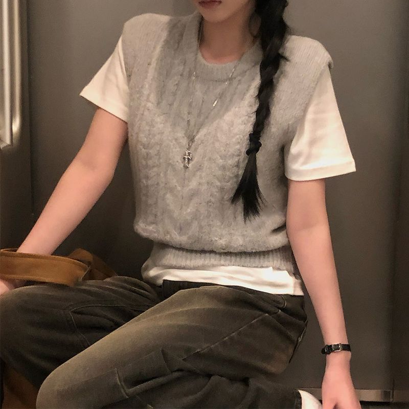 [BELLIDE MADE] Benny, cable round knit vest