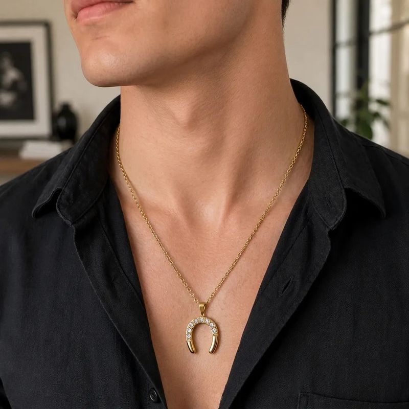 FADE MEET（フェードミート）の「Horseshoe Charm Necklace（Accessories）」