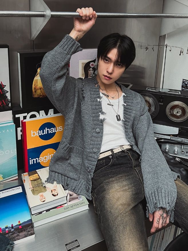 Scratcher Crop Damage Cardigan