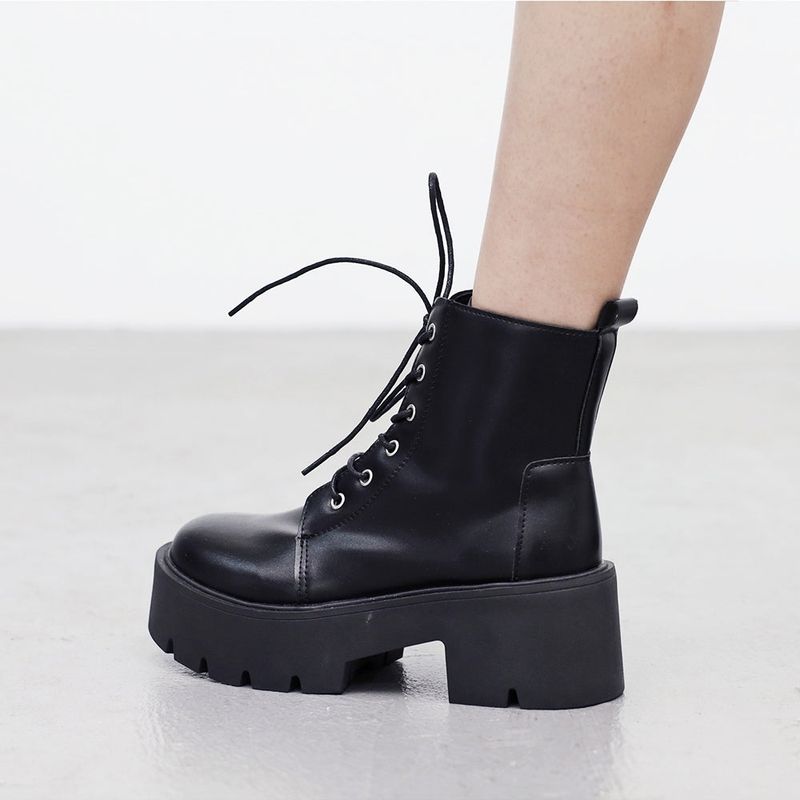 Jayden lace-up hoof walker