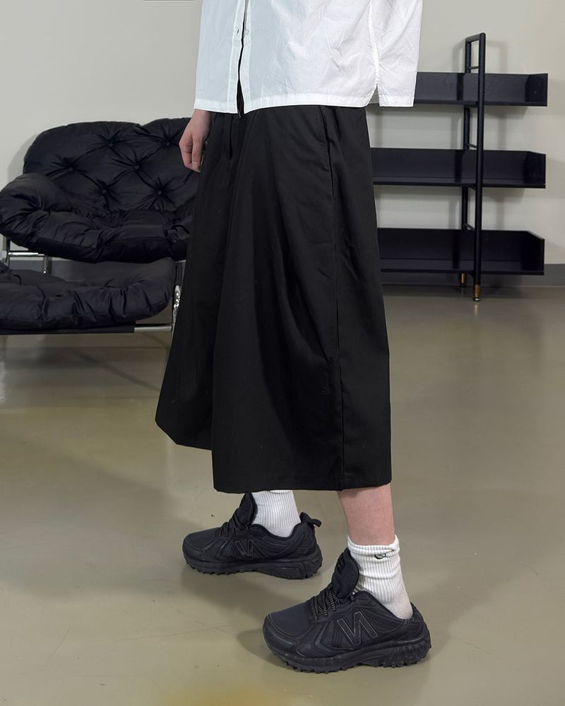 Kai Twin-Tuck Bermuda Slacks