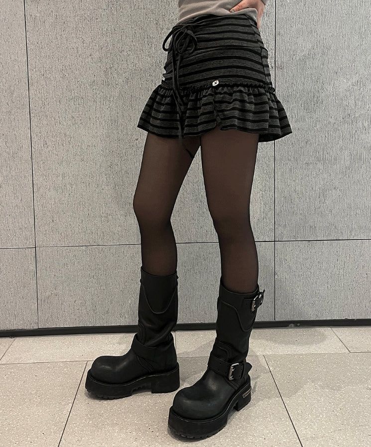 Ribbon string slit button stripe skirt