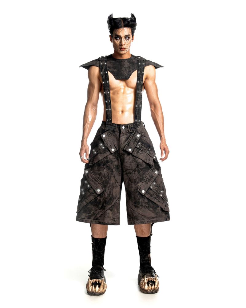 DKILLUMINATE（ディーケーイルミネイト）の「SILENT HUNTER MUDDY CARGO SHORTS （Pants）」