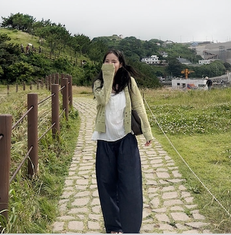 Windy Hill Punching Summer Cardigan