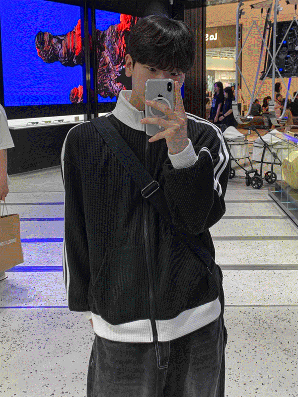 WHAT A LOOK（ワット ア ルック）の「Celeb Waffle High Neck Zip-Up（Jackets/Outerwear）」