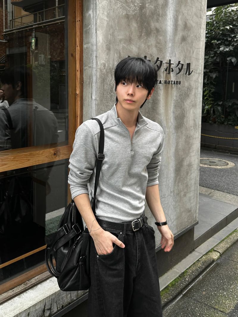 Daikan Shoulderline Muscle Half-Zip
