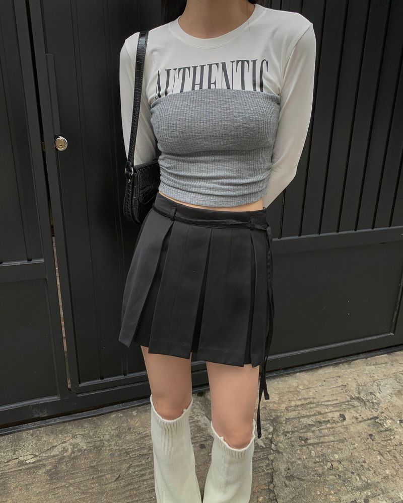 Tie pleated skirt