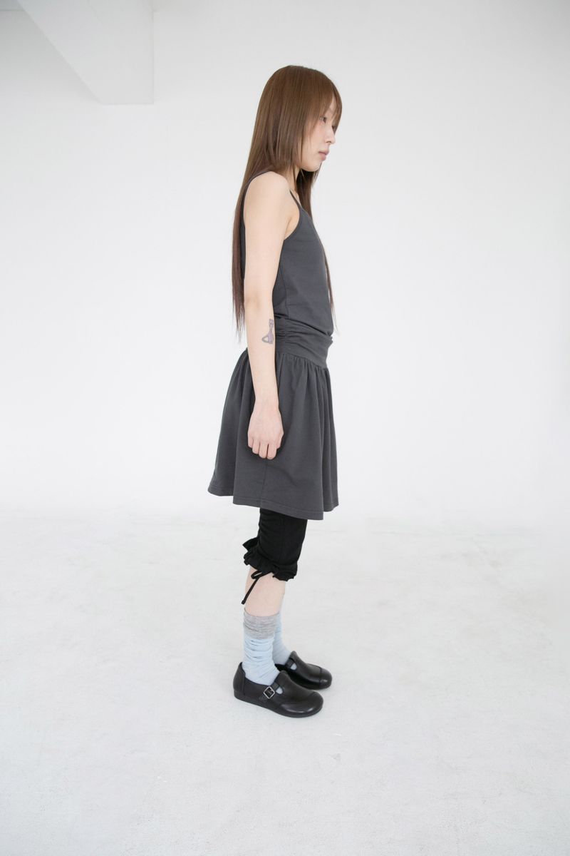 frill strap half leggings