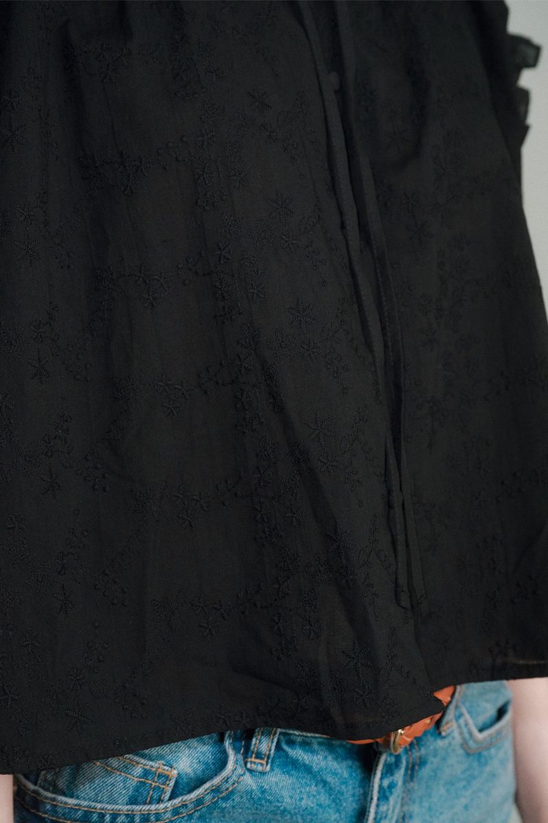 Flower Garden Stitch Blouse [Black]
