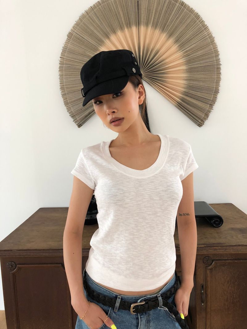 BLOBBY（ブロビー）の「SOFT U-NECK TEE（Tops）」