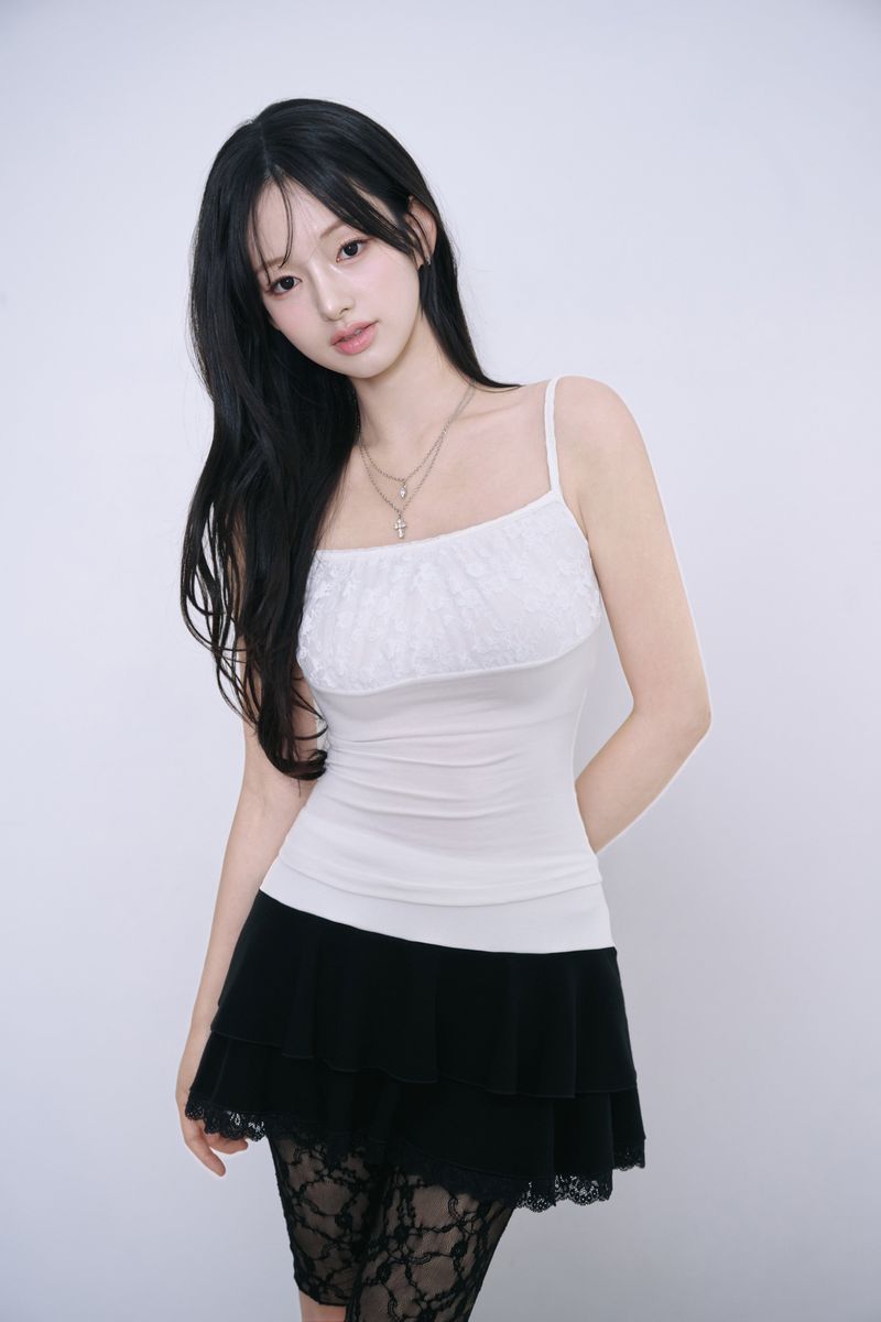 [MADE] Double-Lace Ruched Sleeveless Top