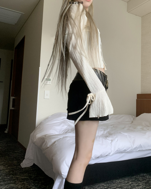 Miina Shirring Ribbon Blouse