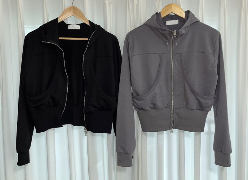 stud hood zip-up