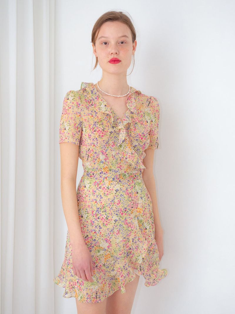 vem.ver(ベムバー)の「RUFFLE POINT FLOWER ONEPIECE_YELLOW(Dresses)」