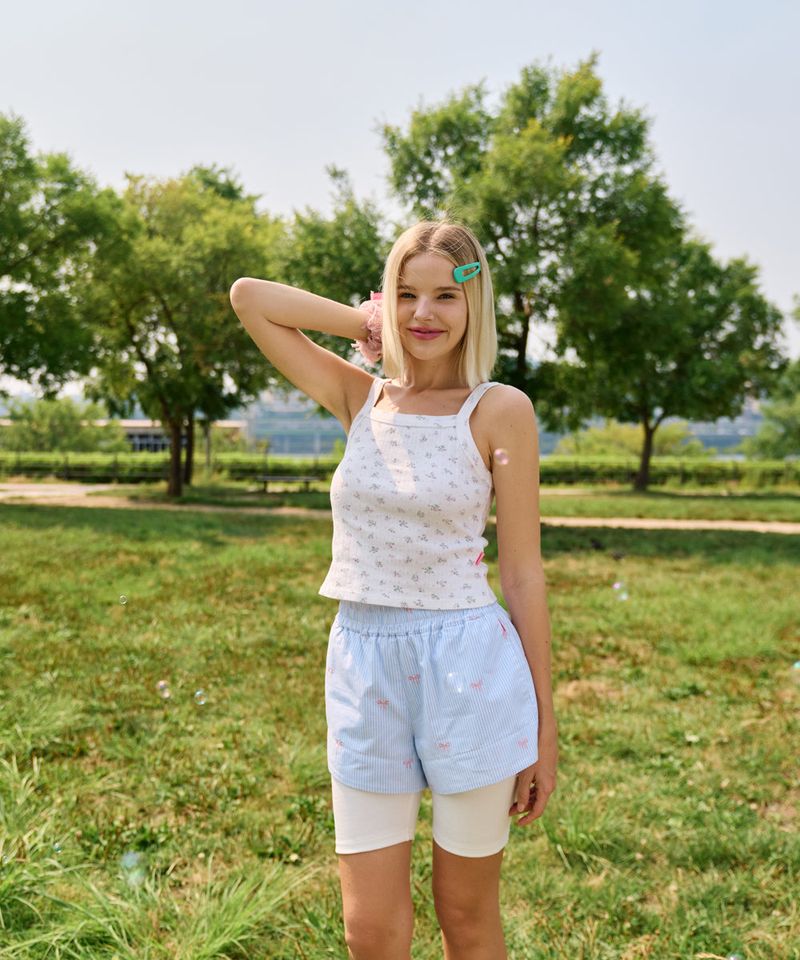 FLORAL SLEEVELESS