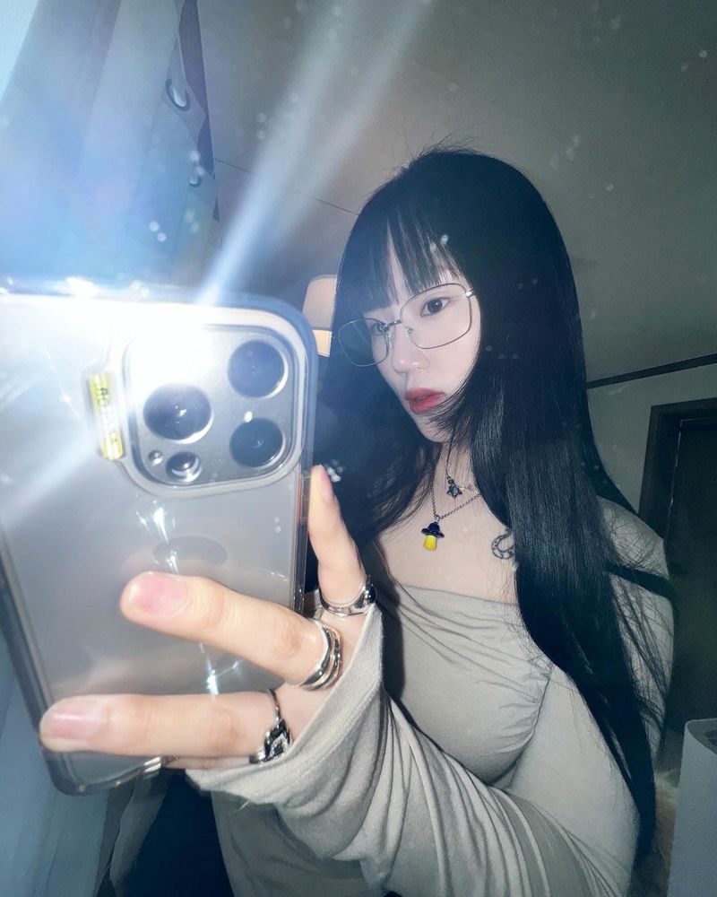 [Baby monster Ruka/Bad villain Ina] Black dot ring
