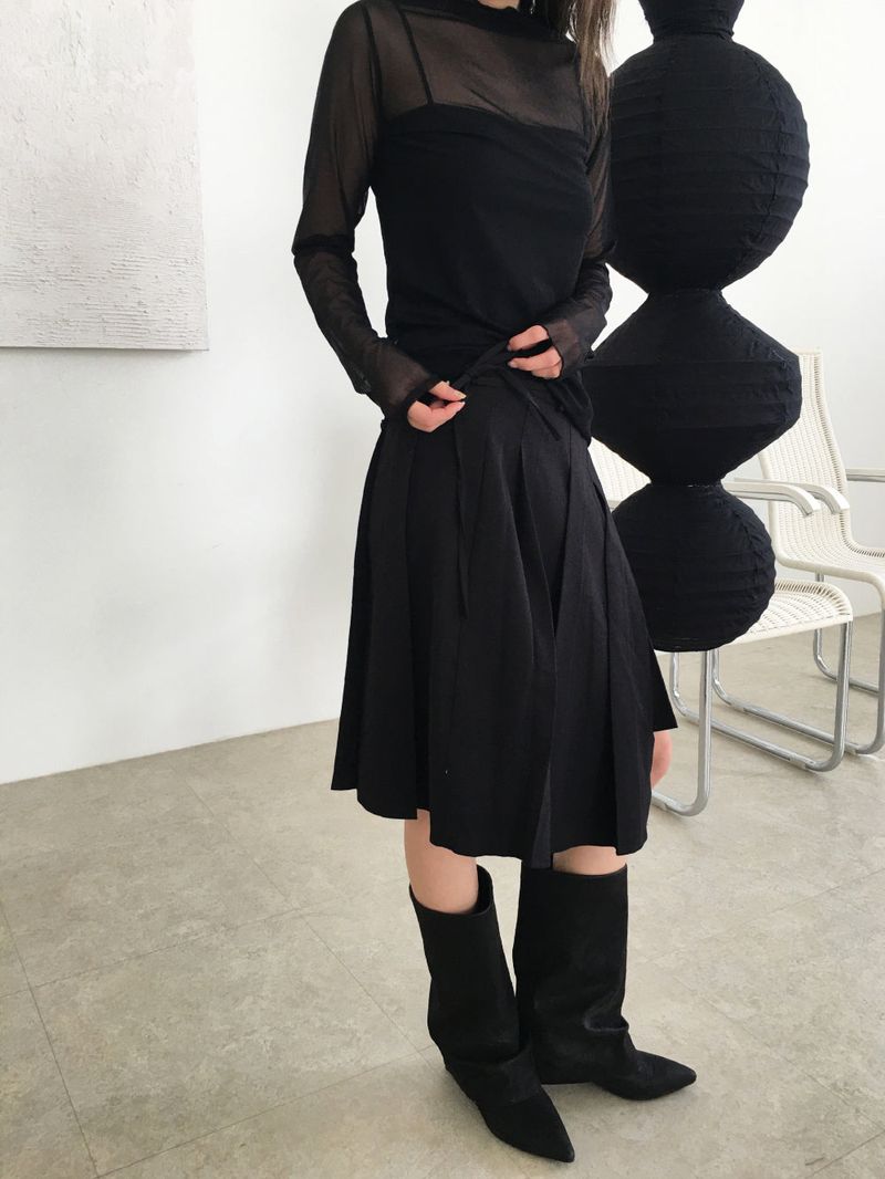 Unbal pleated wrap skirt