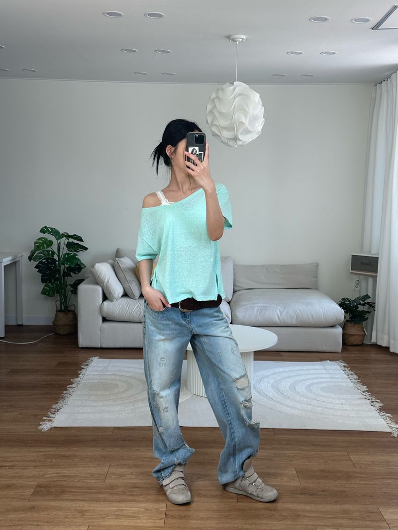 loose v neck tee