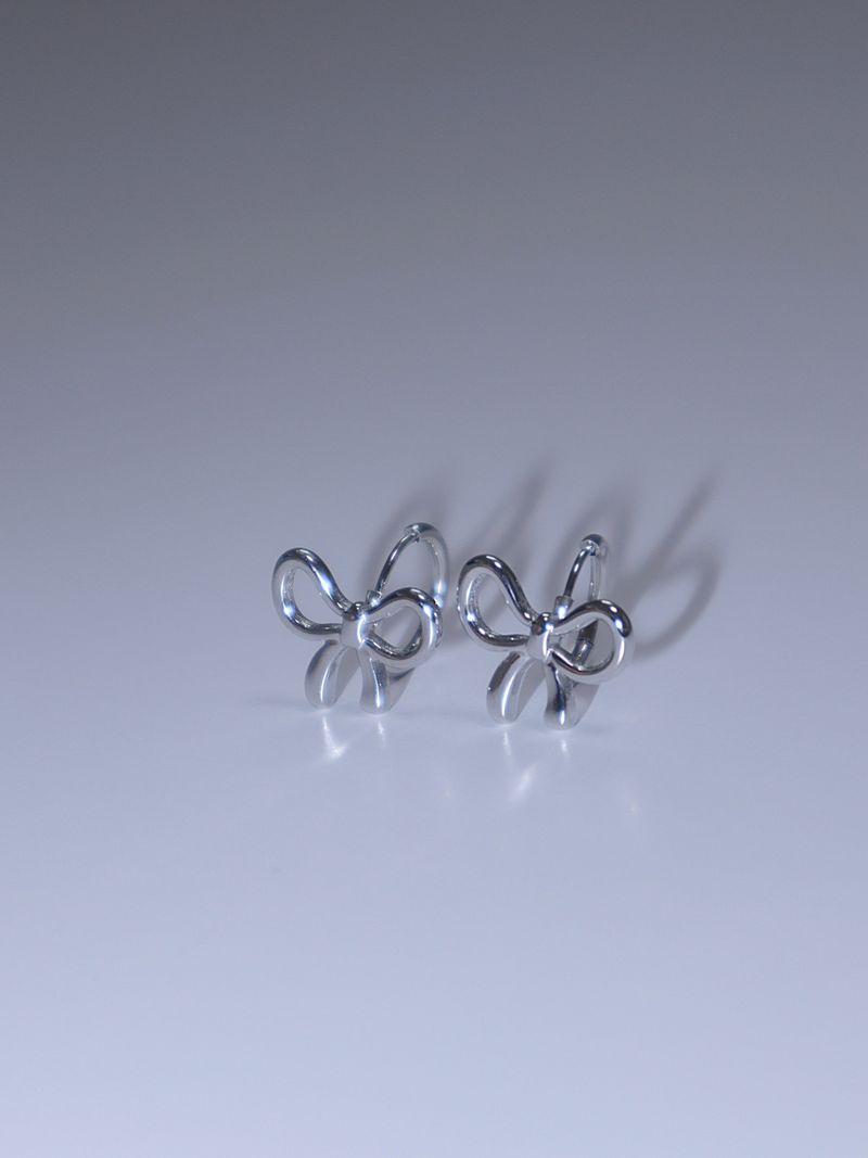 RUNARING（ルナリング）の「オールサージカルスチールリボンリングピアス（アクセサリー）」