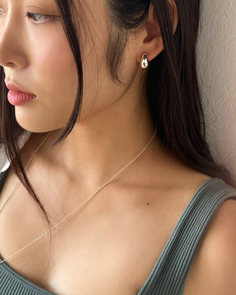 mattoi（マットゥア）の「グローブピアス (シルバー)（アクセサリー）」