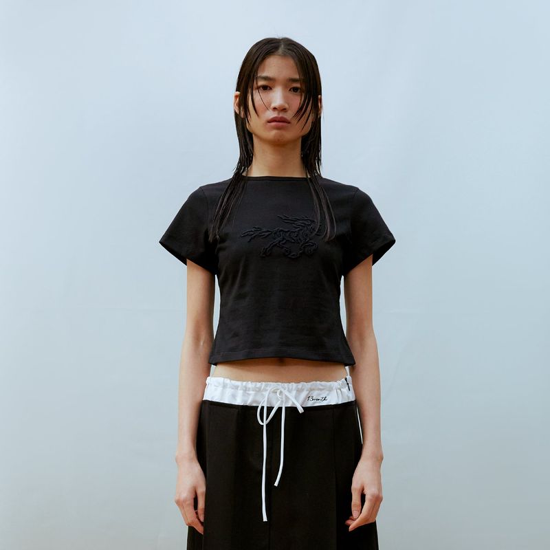 13MONTH(サーティーンマンス)の「Horse Crop T-shirt (BLACK)(Tops)」