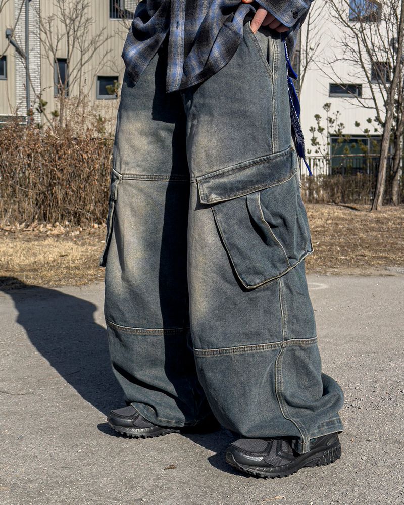 JIIGEUM（ジグム）の「Mader Cut Cargo Denim Pants（Pants）」